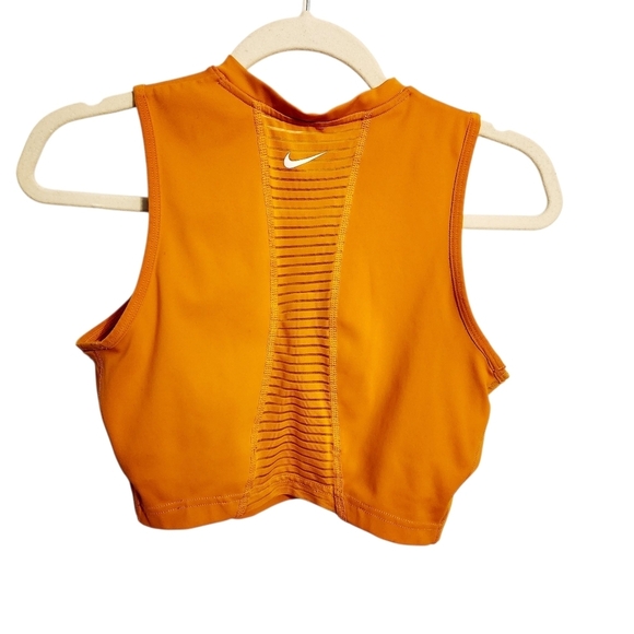 Nike PRO | Women's Orange Dri-Fit Quarter Zip Cropped Sports Bra (Size Medium) - Picture 11 of 11